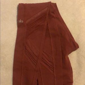 Alo Yoga High-Waisted Ultimate Legging.